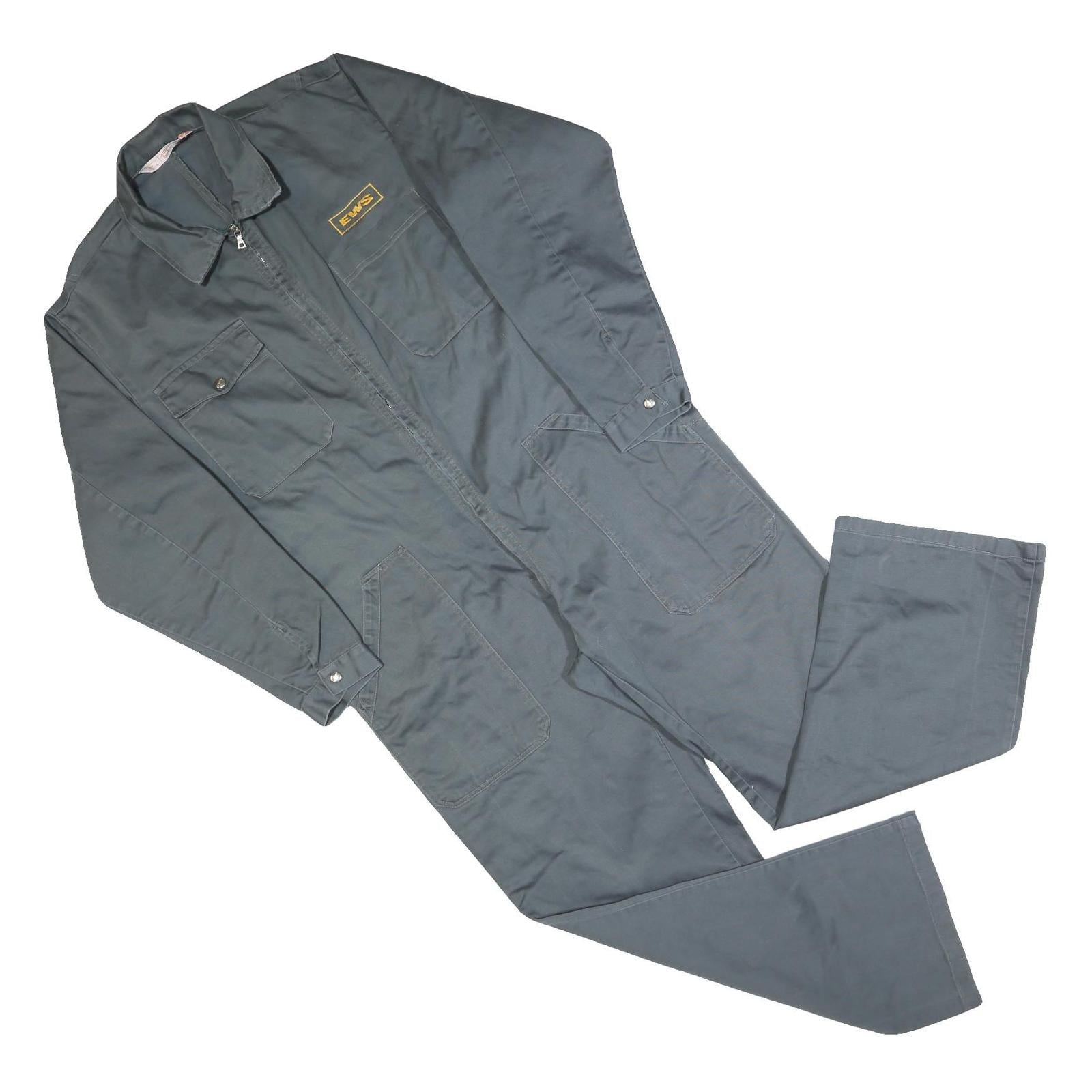 Buy LUTTEURS Mens Grey Cotton Dungarees Regular Fit Workwear L W40 L30 Sturdy Refurbished - $37.69 LUTTEURS Mens Grey Cotton Dungarees Regular Fit Workwear L W40 L30 Sturdy Refurbished - N/A refurbished available on Cerqular