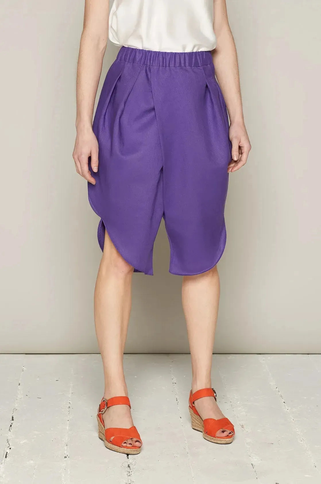 Buy Ingrid Shorts (Purple) | size: XS Refurbished - $114.00 Ingrid Shorts (Purple) | size: XS Refurbished - N/A refurbished available on Cerqular