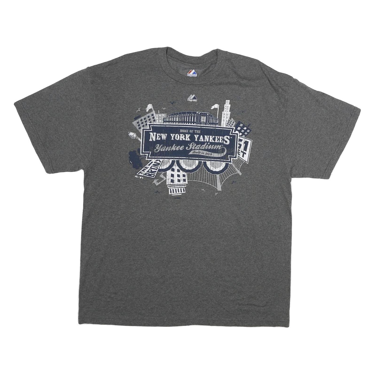 MAJESTIC Mens Grey New York Yankees Graphic T-Shirt XL Short Sleeve Crew Neck Refurbished - N/A refurbished available on Cerqular