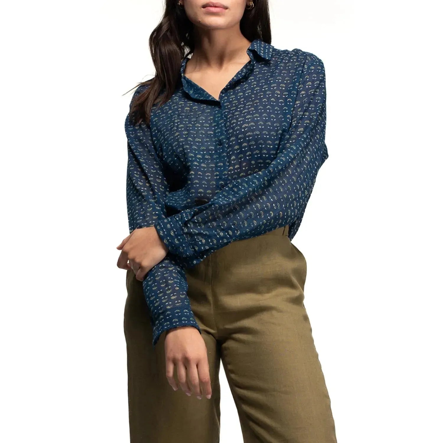 Hera Shirt | Color: Indian Teal | Size: L Refurbished - Kurinji (This is a lesser-known brand, but it still exists refurbished available on Cerqular