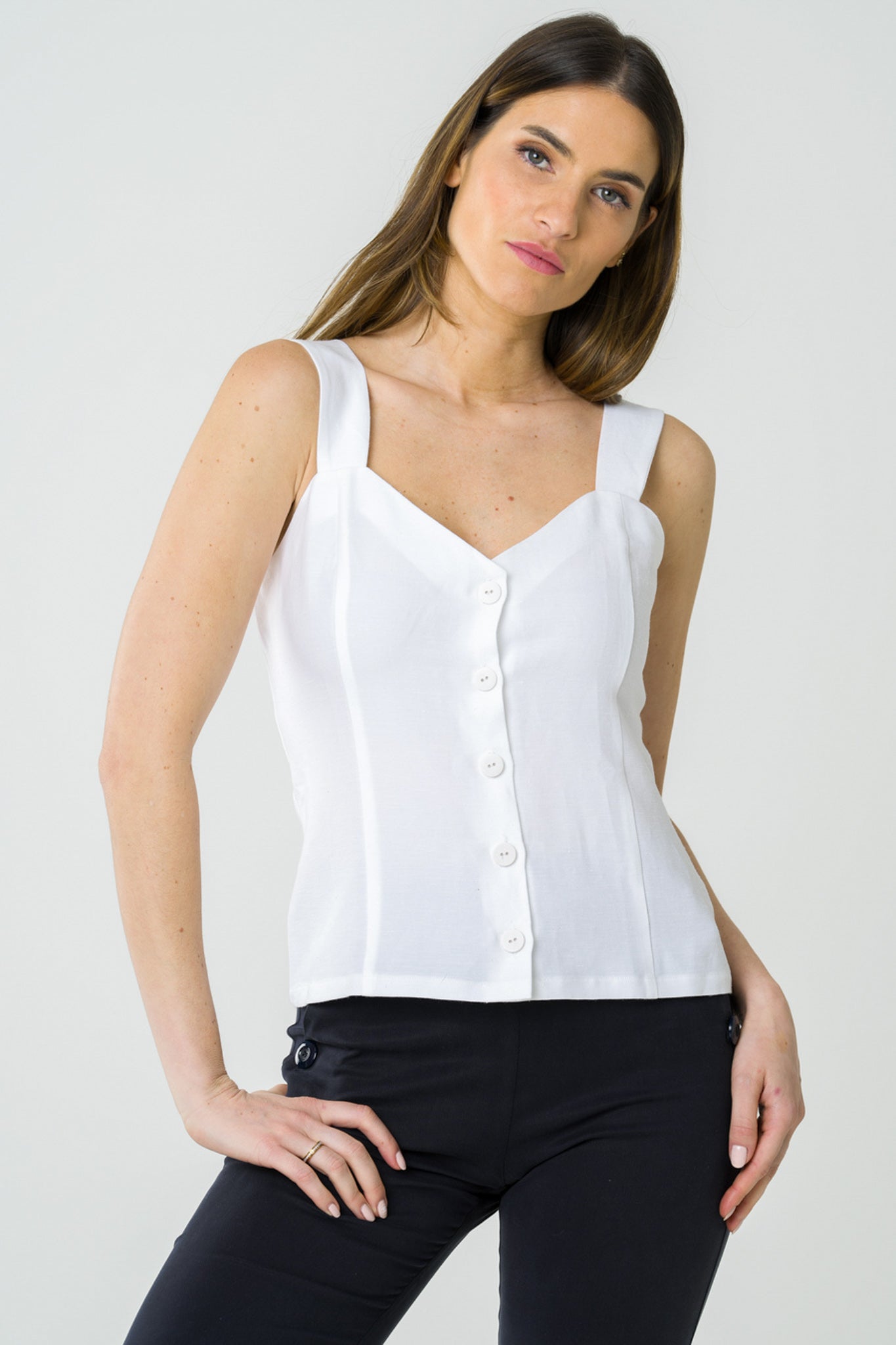 Buy Top Anémone blanc | Size: S Refurbished - $122.08 Top Anémone blanc | Size: S Refurbished - Avani Apparel refurbished available on Cerqular