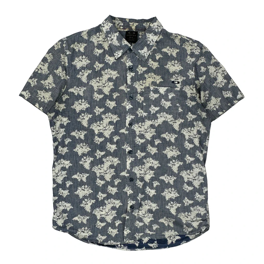 Oakley Short Sleeve Shirt - Medium Blue Cotton Refurbished - Thrifted (note: this is a term often used to describe second- refurbished available on Cerqular