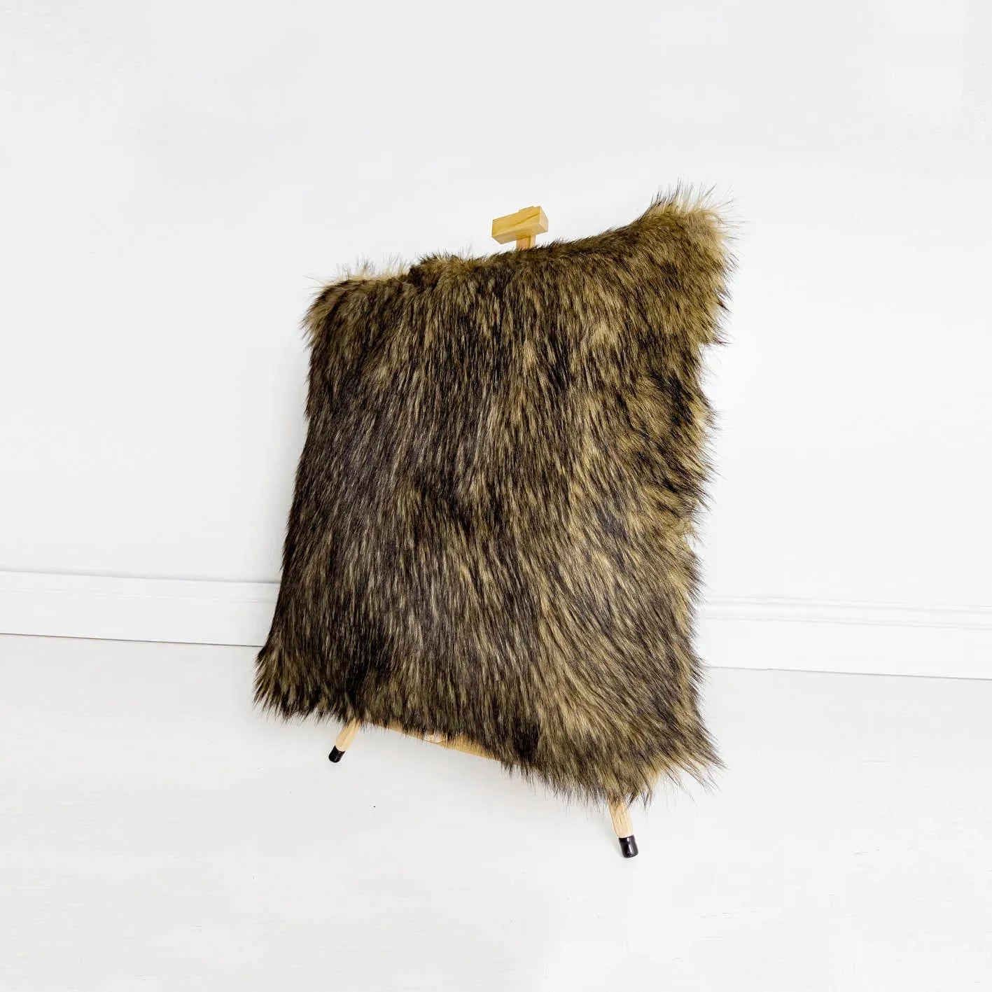 Buy Pillow Cover THE WILDEST DREAM Brown | Rozmiar: 18x18" (45x45cm) Refurbished - $87.40 Pillow Cover THE WILDEST DREAM Brown | Rozmiar: 18x18" (45x45cm) Refurbished - N/A (Note: I could not find a well-known brand with refurbished available on Cerqular