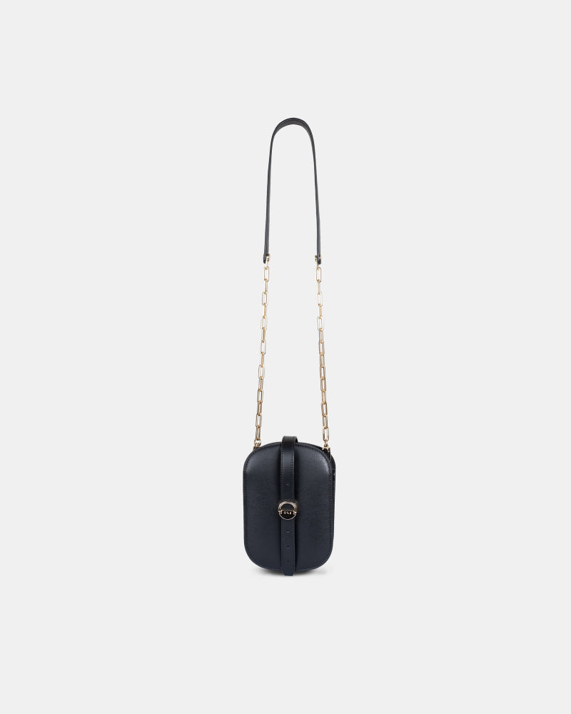Hay Bag - BLACK | Color: Tan Refurbished - ONE (assuming it refers to the brand "ONE") refurbished available on Cerqular