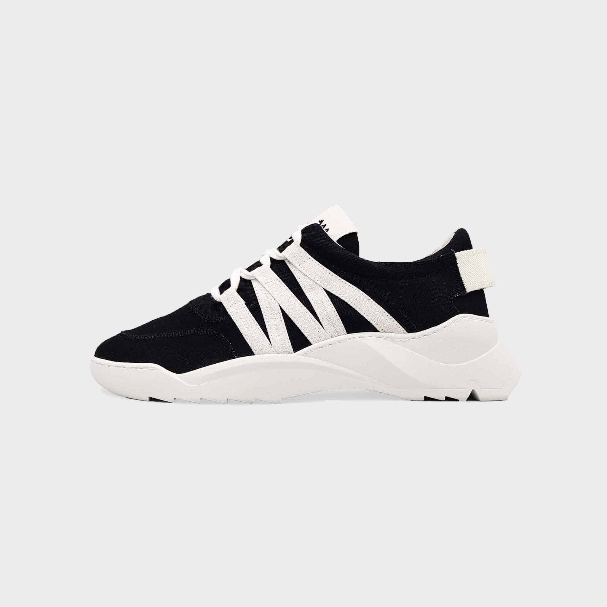 Black Gro Sneaker | Size: 43 Refurbished - VAER Upcycled Sneakers refurbished available on Cerqular