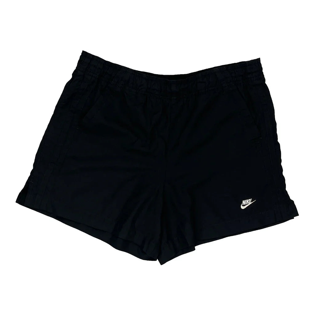 Age 11-12 Nike Sport Shorts - Medium Black Polyester Refurbished - Thrifted (note: this is a term often used to describe second- refurbished available on Cerqular