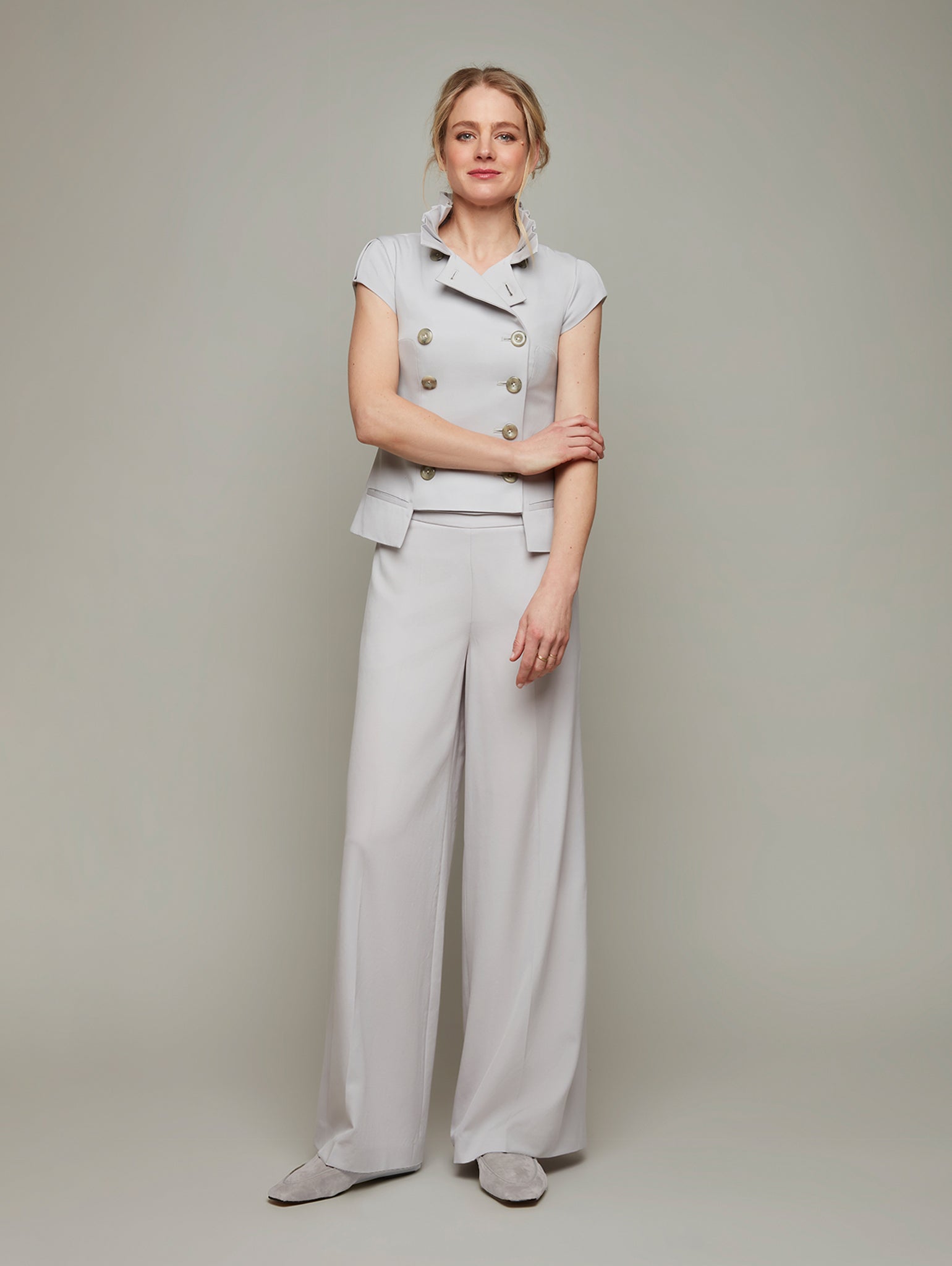 ARCHITRAVE | Fan Collar Waistcoat | Colour: Moonstone | Size: M Refurbished - N/A refurbished available on Cerqular