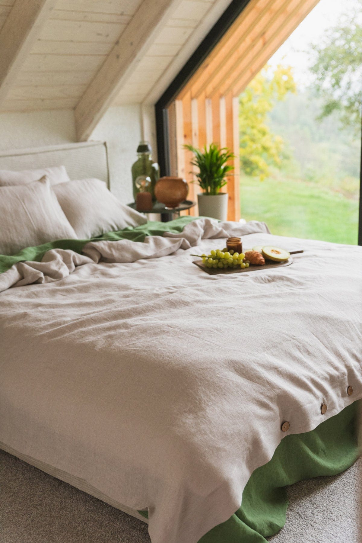 Linen duvet cover in Cream | Size: US Queen Refurbished - Amour Linen refurbished available on Cerqular
