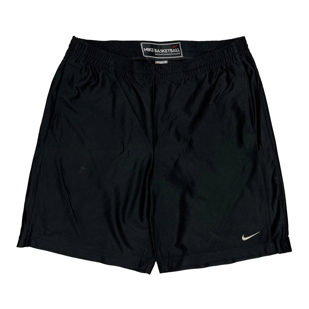 Basketball Nike Sport Shorts - XL Black Polyester Refurbished - Thrifted (note: this is a term often used to describe second- refurbished available on Cerqular