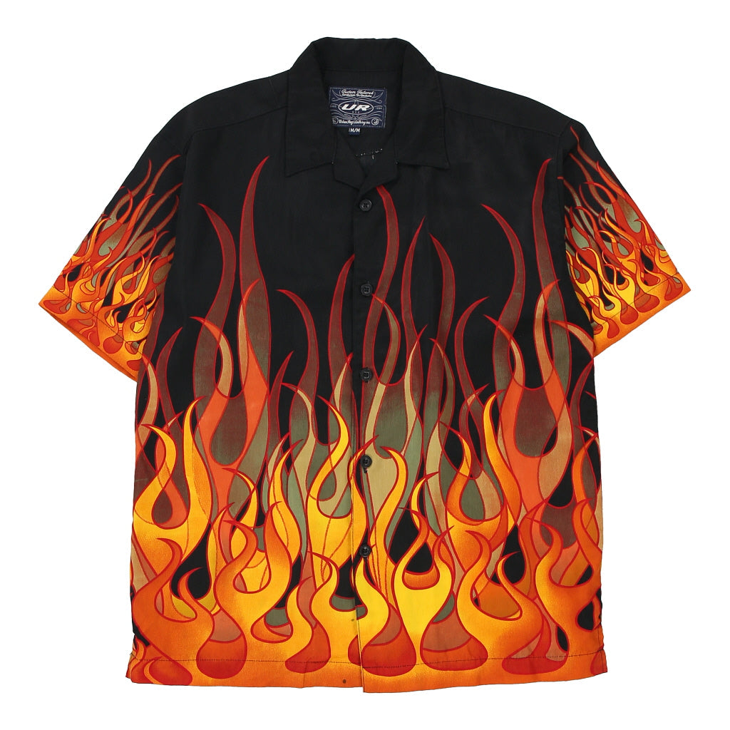 Ur Graphic Short Sleeve Shirt - Medium Block Colour Polyester Refurbished - Thrifted (note: this is a term often used to describe second- refurbished available on Cerqular
