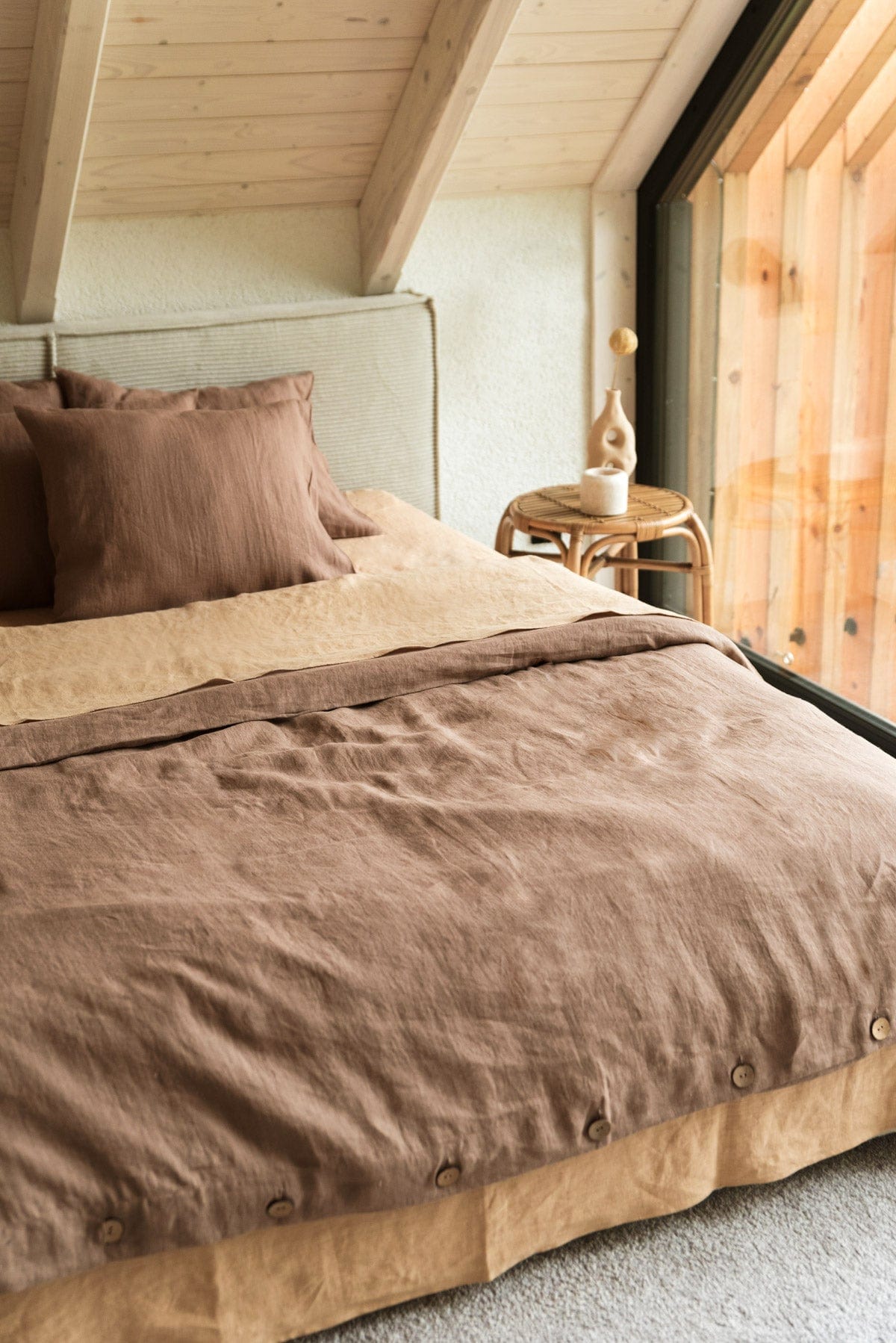 Linen bedding set in Rosy Brown | Size: US King + Standard Refurbished - Amour Linen refurbished available on Cerqular