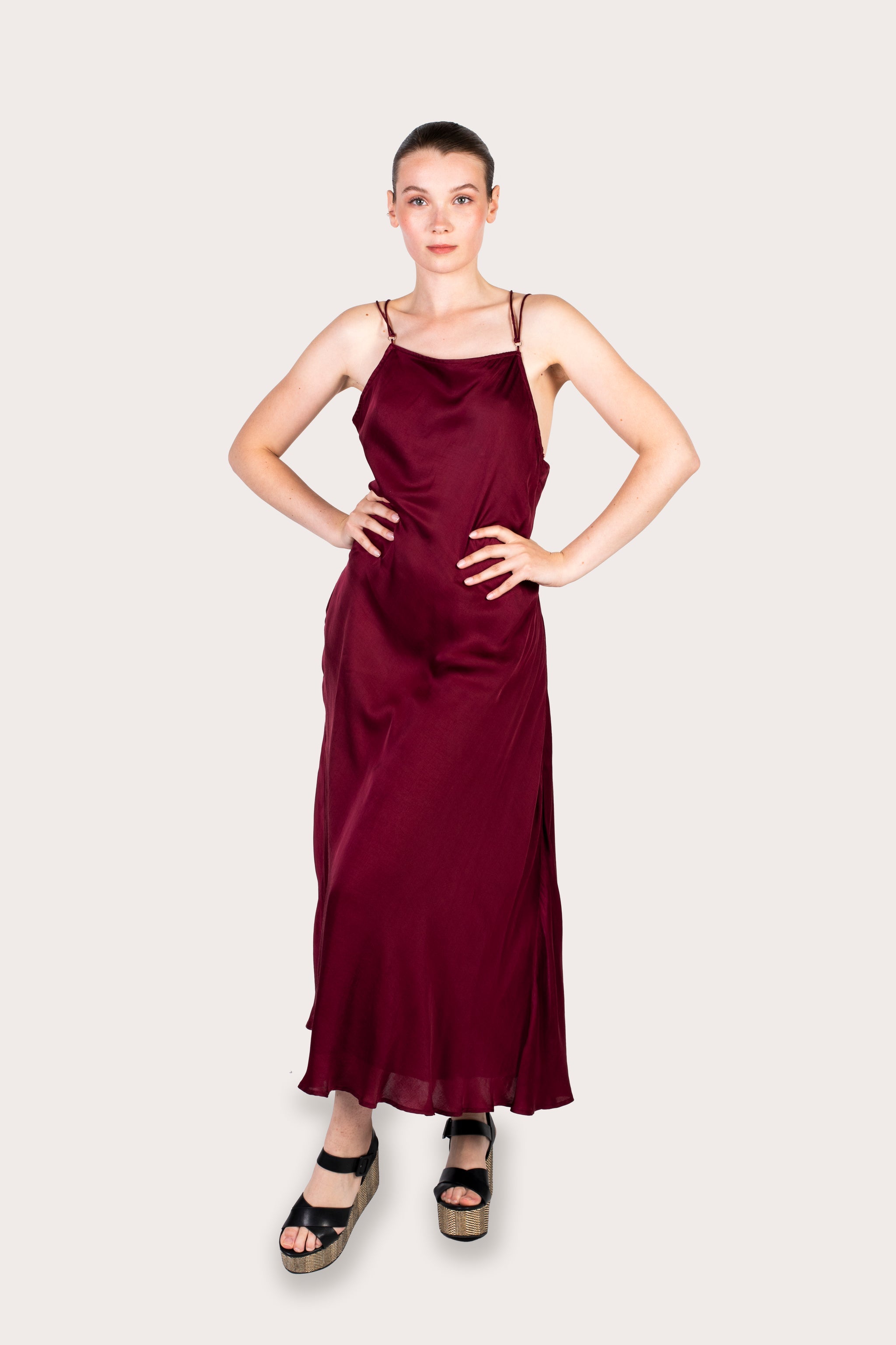 Robe Ely Ruby | Taille: S Refurbished - N/A (I could not find a known brand with this name. If refurbished available on Cerqular