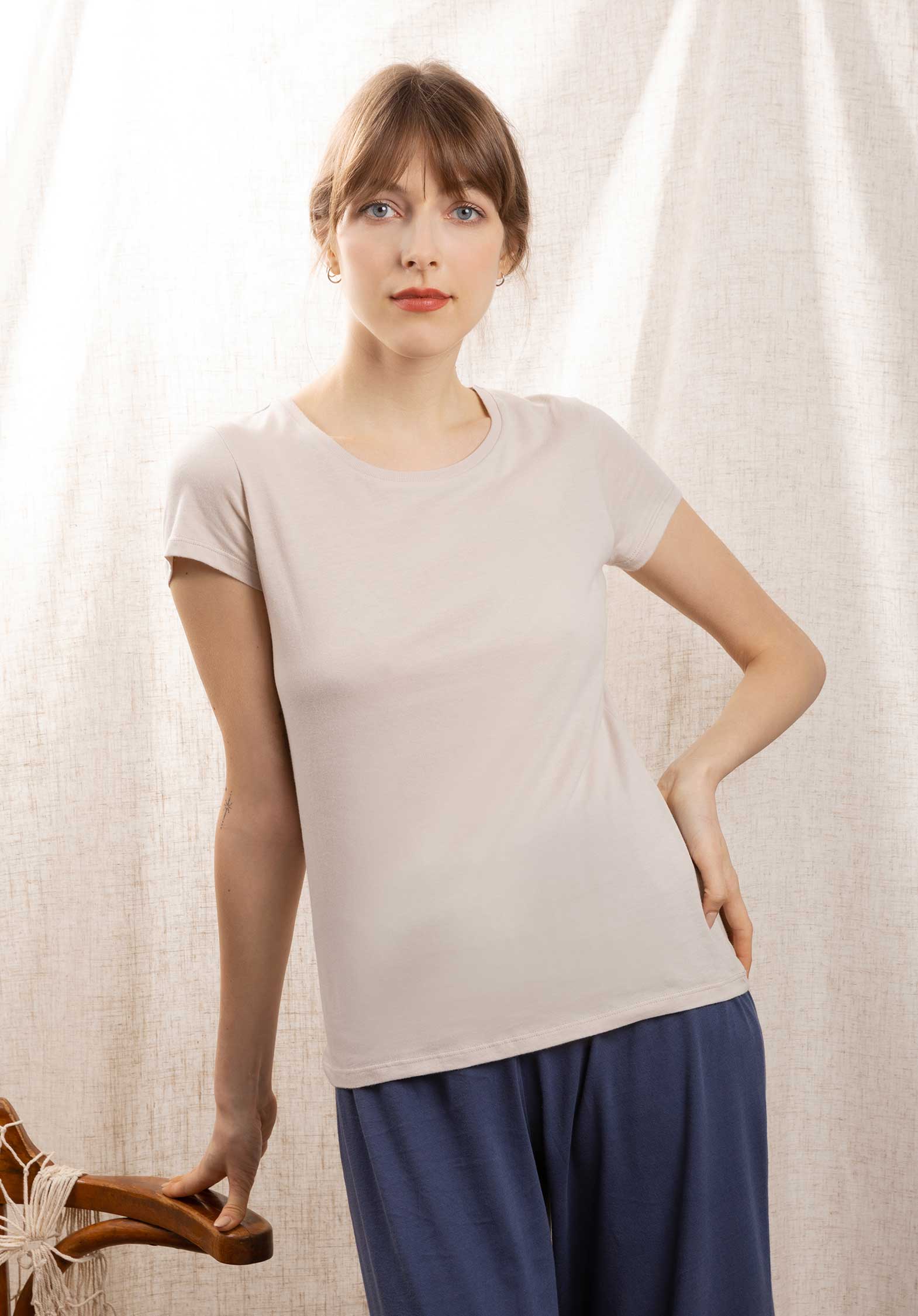 T-shirt M007-fts018 Cloud | Color: CLOUD | Size: 1-S Refurbished - Rue Madame is a known brand, and the standardized name is " refurbished available on Cerqular
