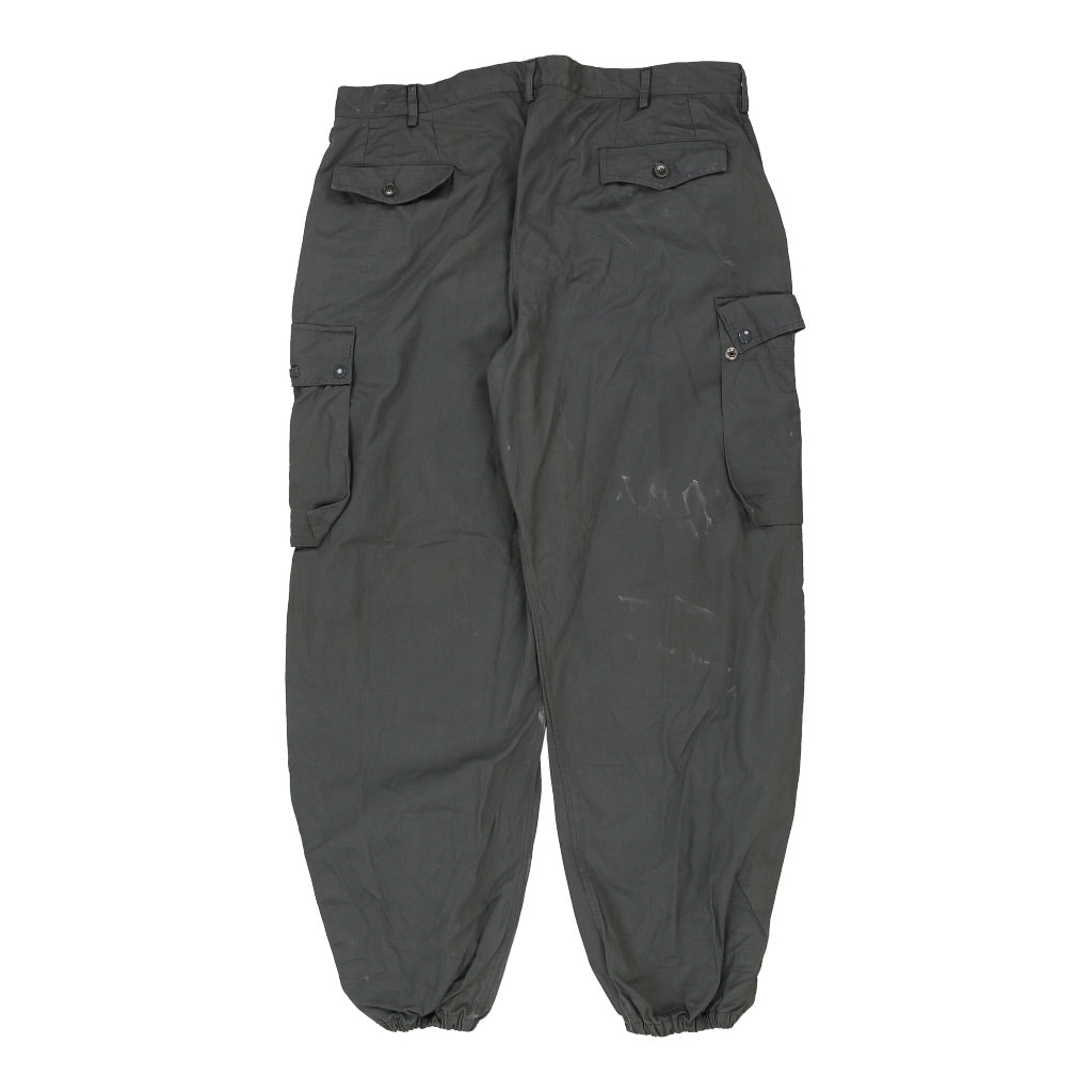 Unbranded Cargo Shorts - XL Grey Cotton Refurbished - Thrifted (note: this is a term often used to describe second- refurbished available on Cerqular