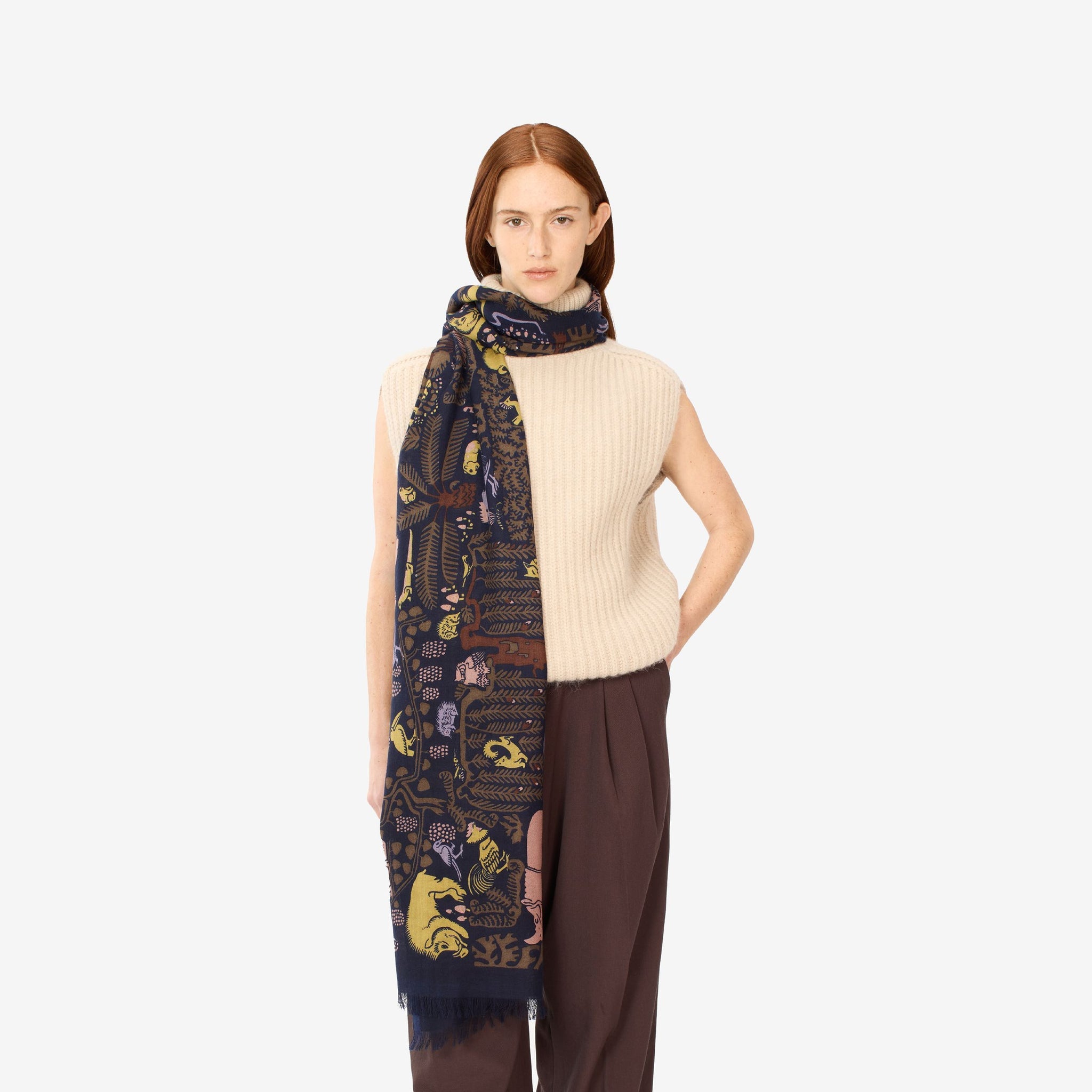 Scarf Et20lud14 Multico | Color: MULTICO | Size: U Refurbished - Rue Madame is a known brand, and the standardized name is " refurbished available on Cerqular