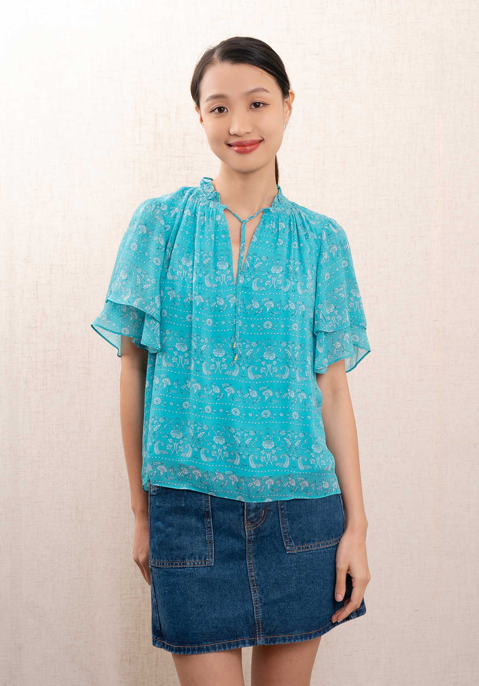 Blouse 4eva45-v09136 Turquoise | Color: TURQUOISE | Size: FR-38 Refurbished - N/A (I could not find a well-known brand with this name refurbished available on Cerqular