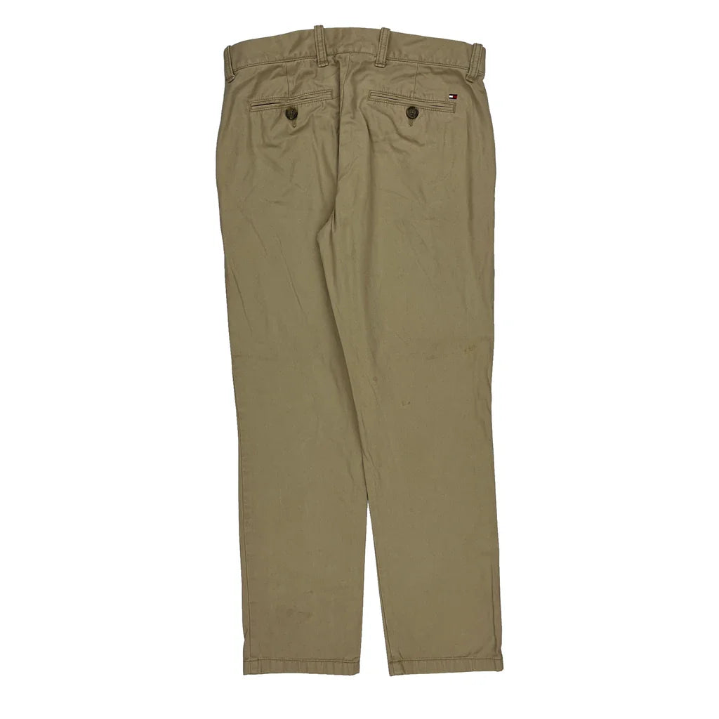Tommy Hilfiger Chinos - 32W 28L Beige Cotton Refurbished - Thrifted (note: this is a term often used to describe second- refurbished available on Cerqular