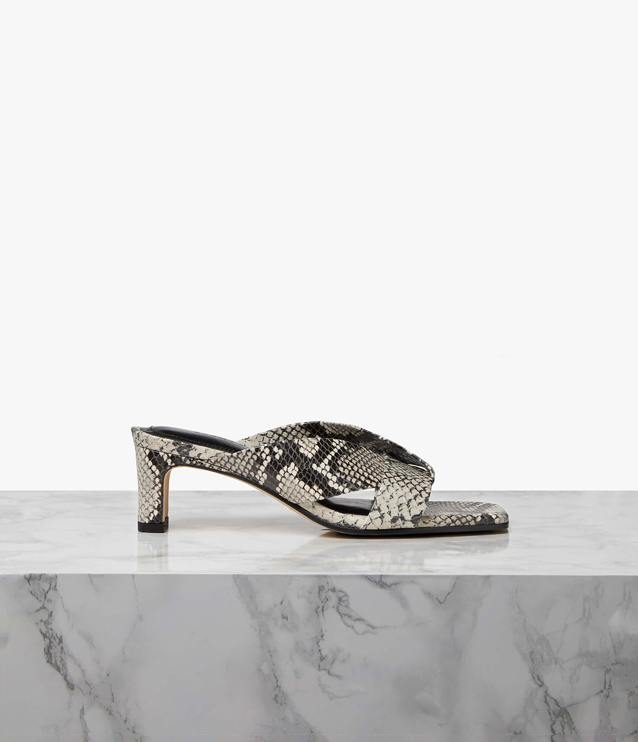 TIE GREY SNAKE | UK Size: 5 | Width: Regular Refurbished - Each & Every refurbished available on Cerqular