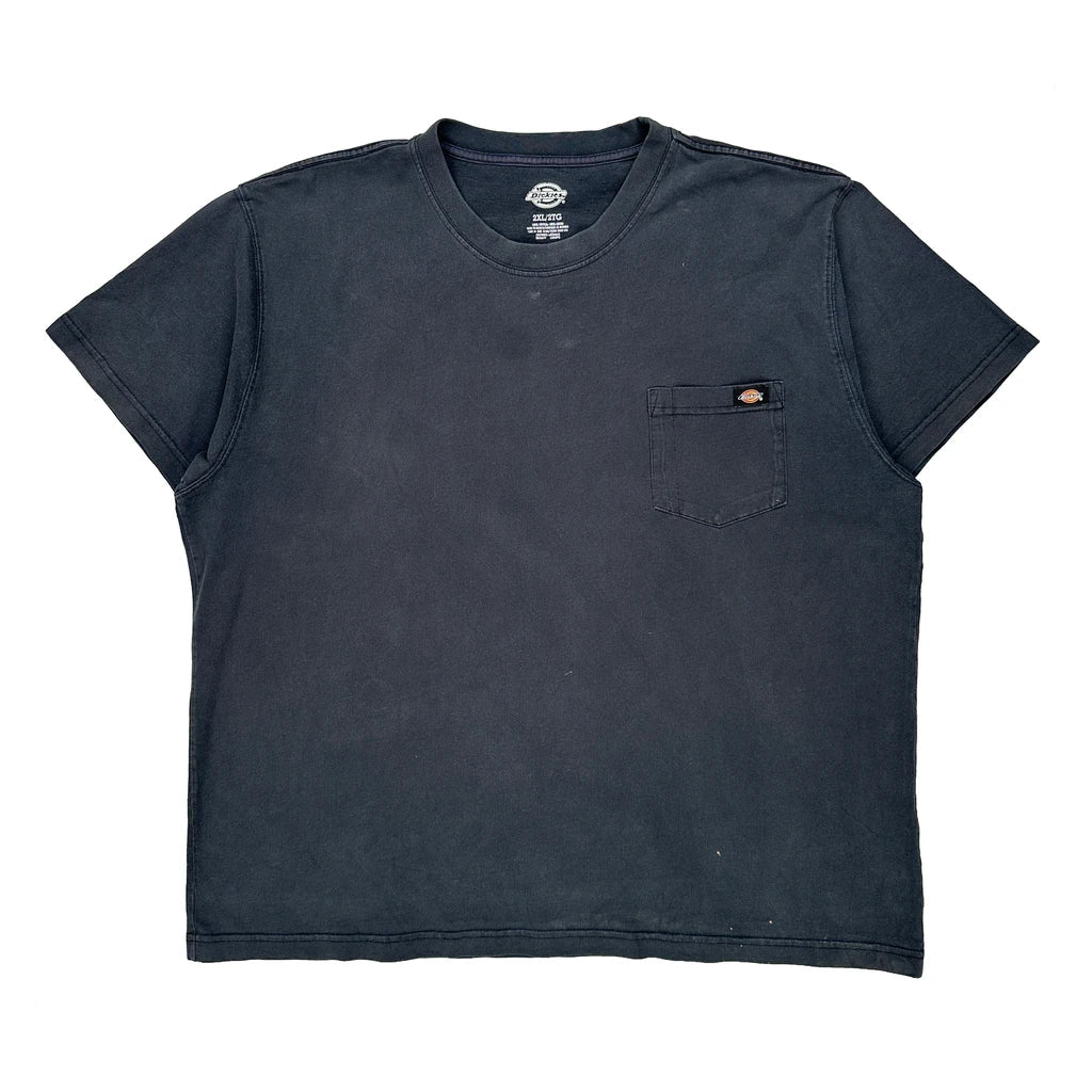 Dickies T-Shirt - 2XL Black Cotton Refurbished - Thrifted (note: this is a term often used to describe second- refurbished available on Cerqular