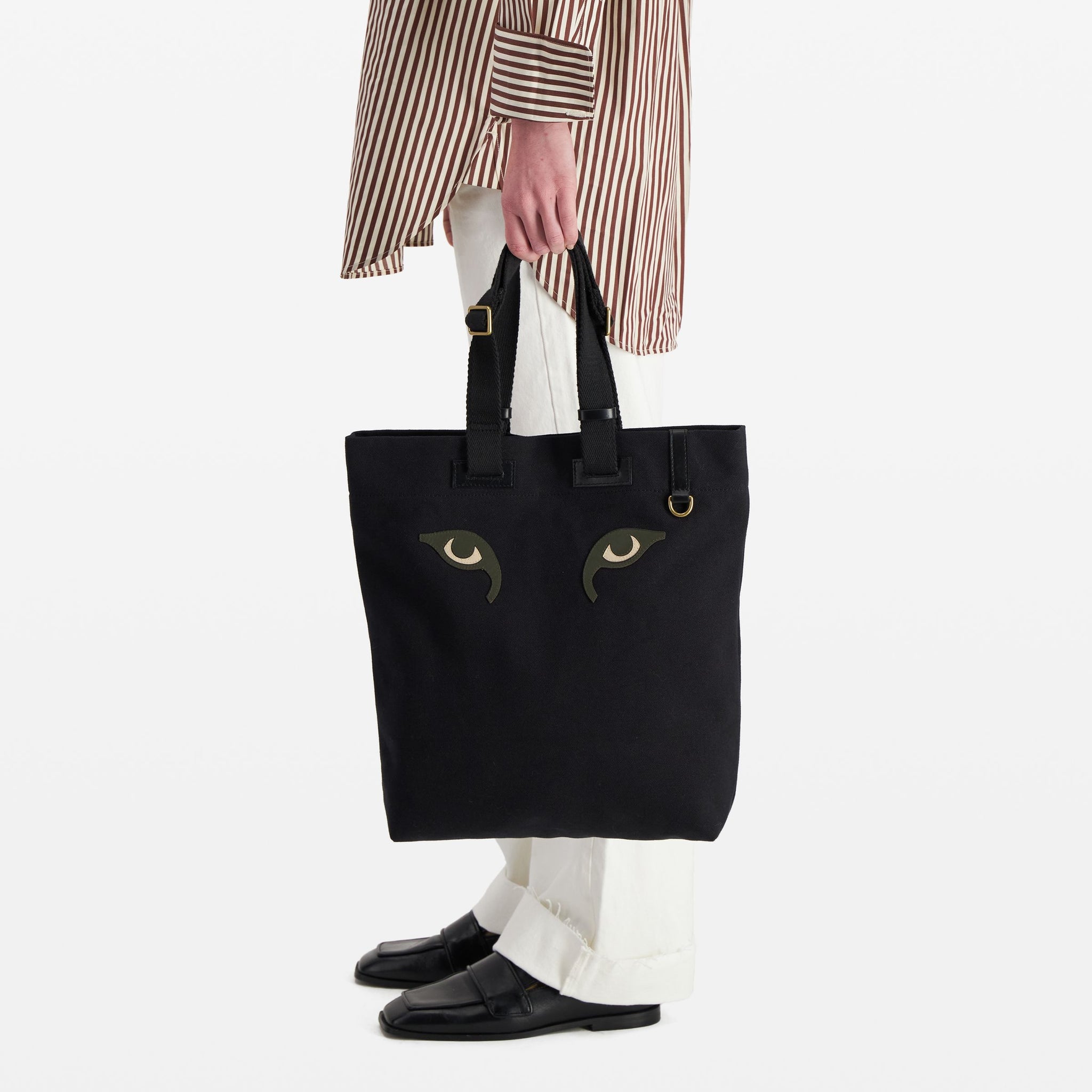 Buy Tote Bag Ma18ey01 Black | Color: BLACK | Size: U Refurbished - $98.34 Tote Bag Ma18ey01 Black | Color: BLACK | Size: U Refurbished - Rue Madame is a known brand, and the standardized name is " refurbished available on Cerqular