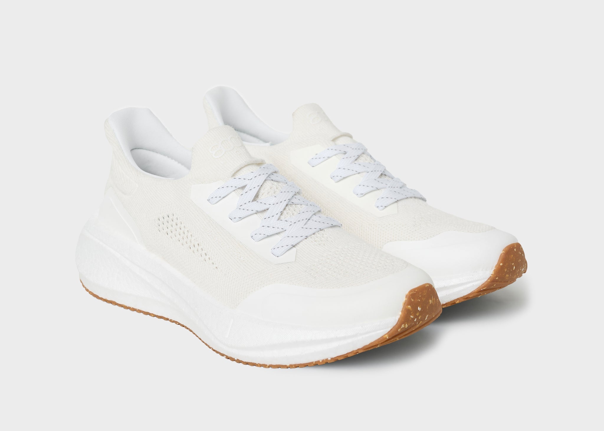 The Hemp Runners - The most Comfy & Breathable kicks ever | Color: White Beige | Size: US M10 | EU 43 Refurbished - 8000Kicks refurbished available on Cerqular