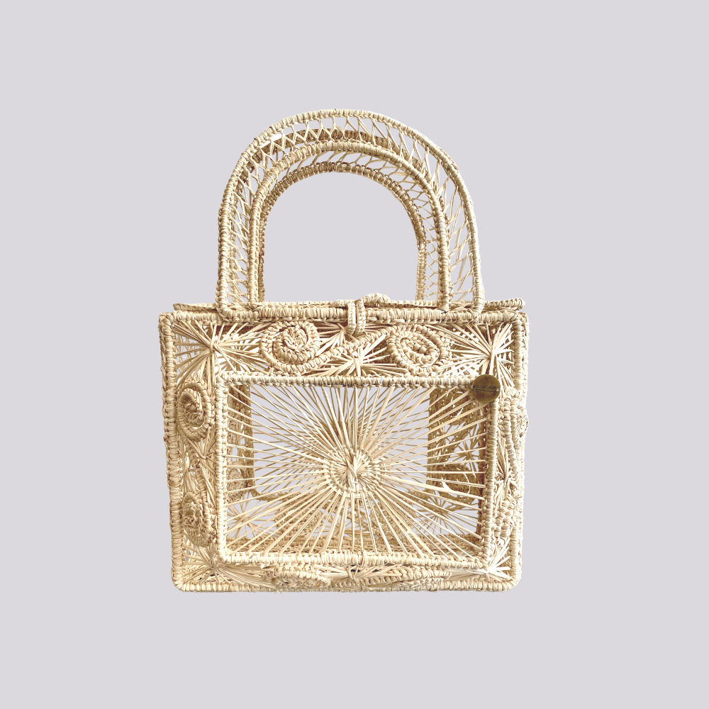 Sandra Bag - Straw Bag - Hand Woven Iraca Palm Bag, Top Handle Purse | Color: Natural Refurbished - Apalma Handmade refurbished available on Cerqular
