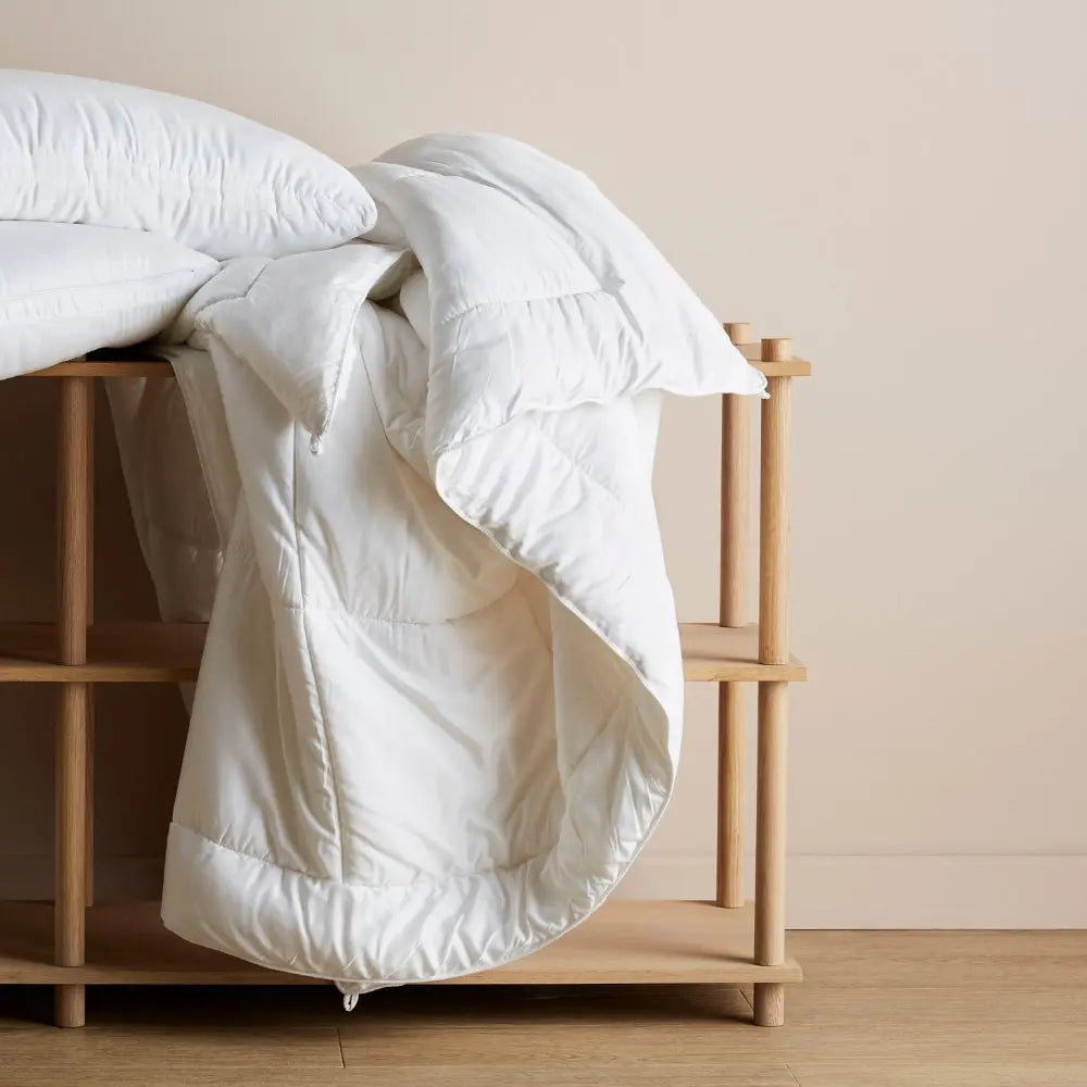 Bamboo Comforter | Item Density: Medium-weight | Size: Full/Queen Refurbished - Ettitude refurbished available on Cerqular