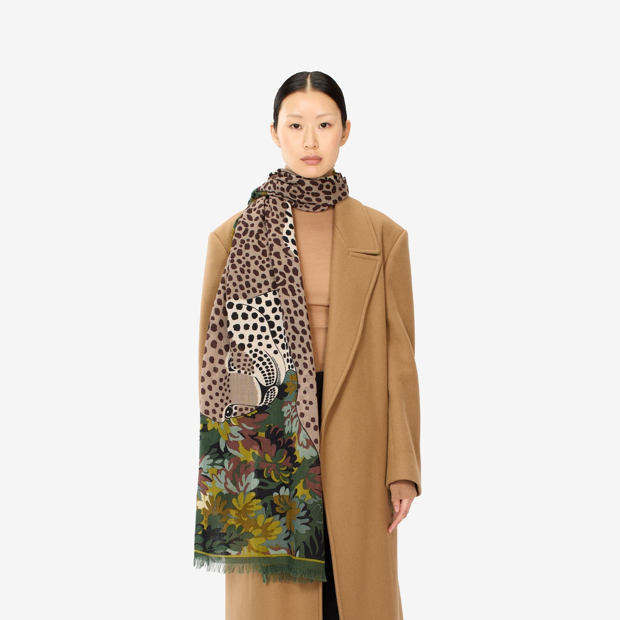 Scarf Et20mik20 Khaki | Color: KHAKI | Size: U Refurbished - Rue Madame is a known brand, and the standardized name is " refurbished available on Cerqular