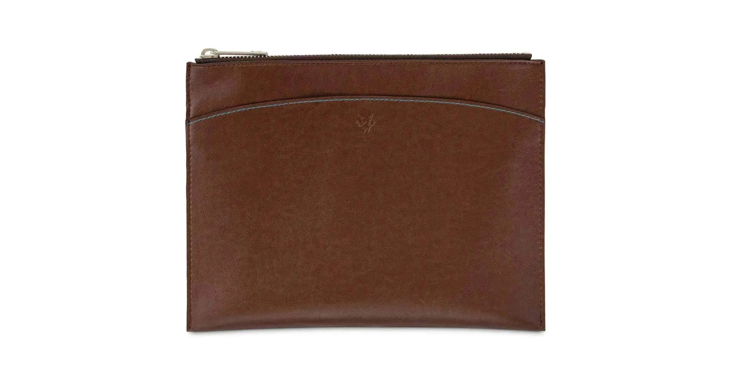 Travel Pouch in Oakbark Refurbished - Watson & Wolfe refurbished available on Cerqular