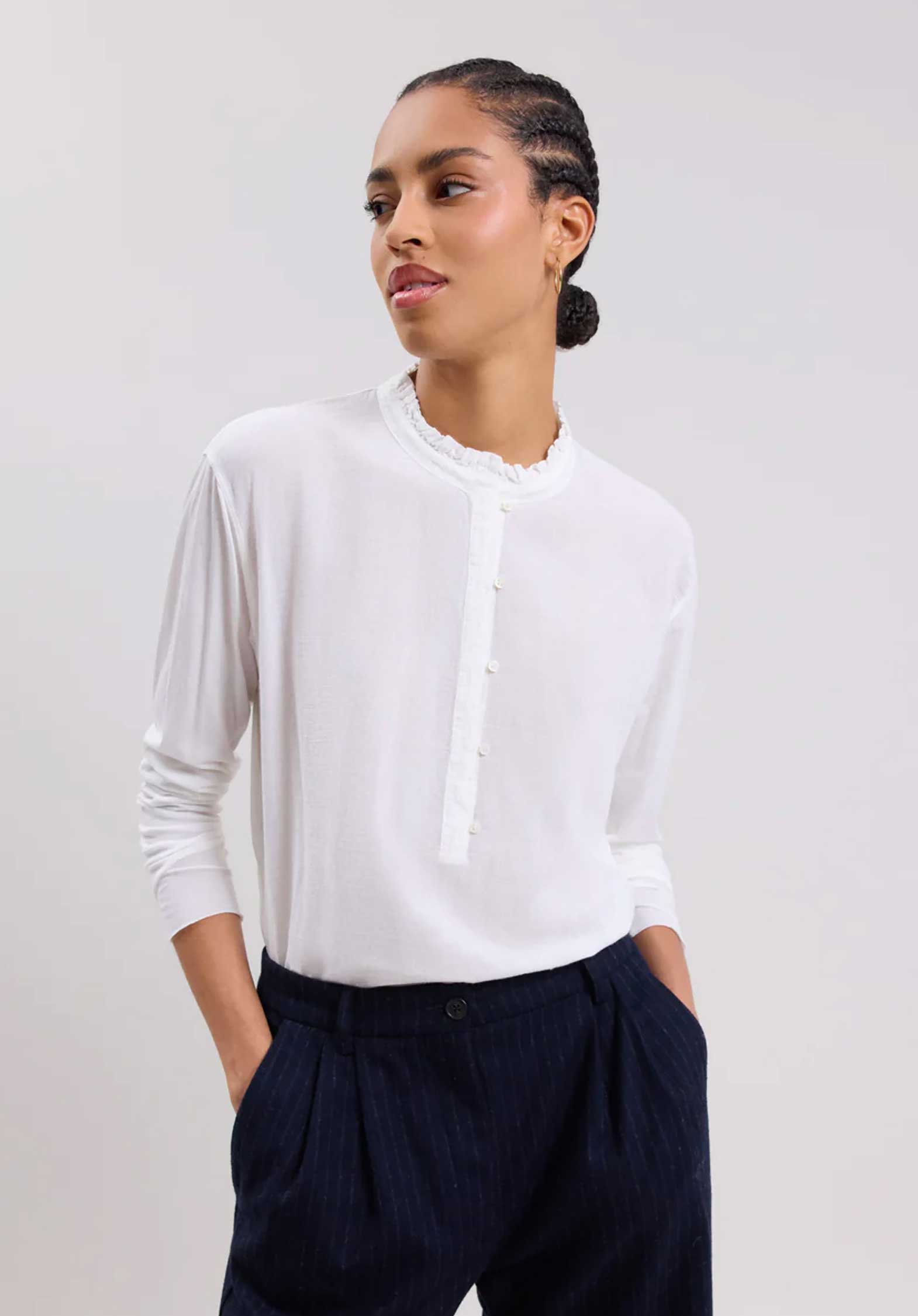 Blouse Tuptin Bctf501 White | Color: WHITE | Size: 1-S Refurbished - Rue Madame is a known brand, and the standardized name is " refurbished available on Cerqular