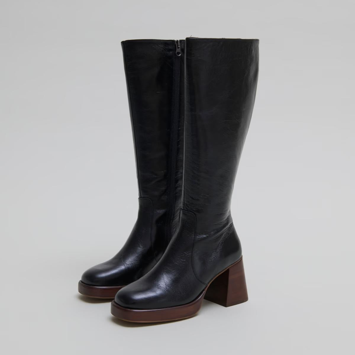 429- Betina Cuir Vieilli Noir | Color: NOIR | Size: 38 Refurbished - Rue Madame is a known brand, and the standardized name is " refurbished available on Cerqular