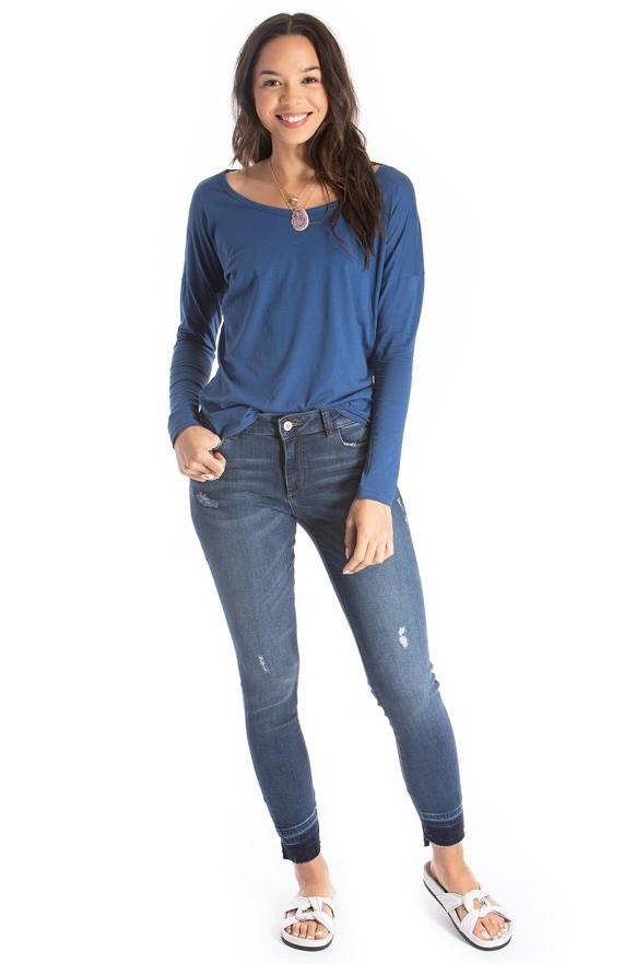 Buy Long-Sleeve Tee - Organic Cotton - Blue | Size: small Refurbished - $79.00 Long-Sleeve Tee - Organic Cotton - Blue | Size: small Refurbished - N/A (Note: There is no well-known brand called "AR refurbished available on Cerqular