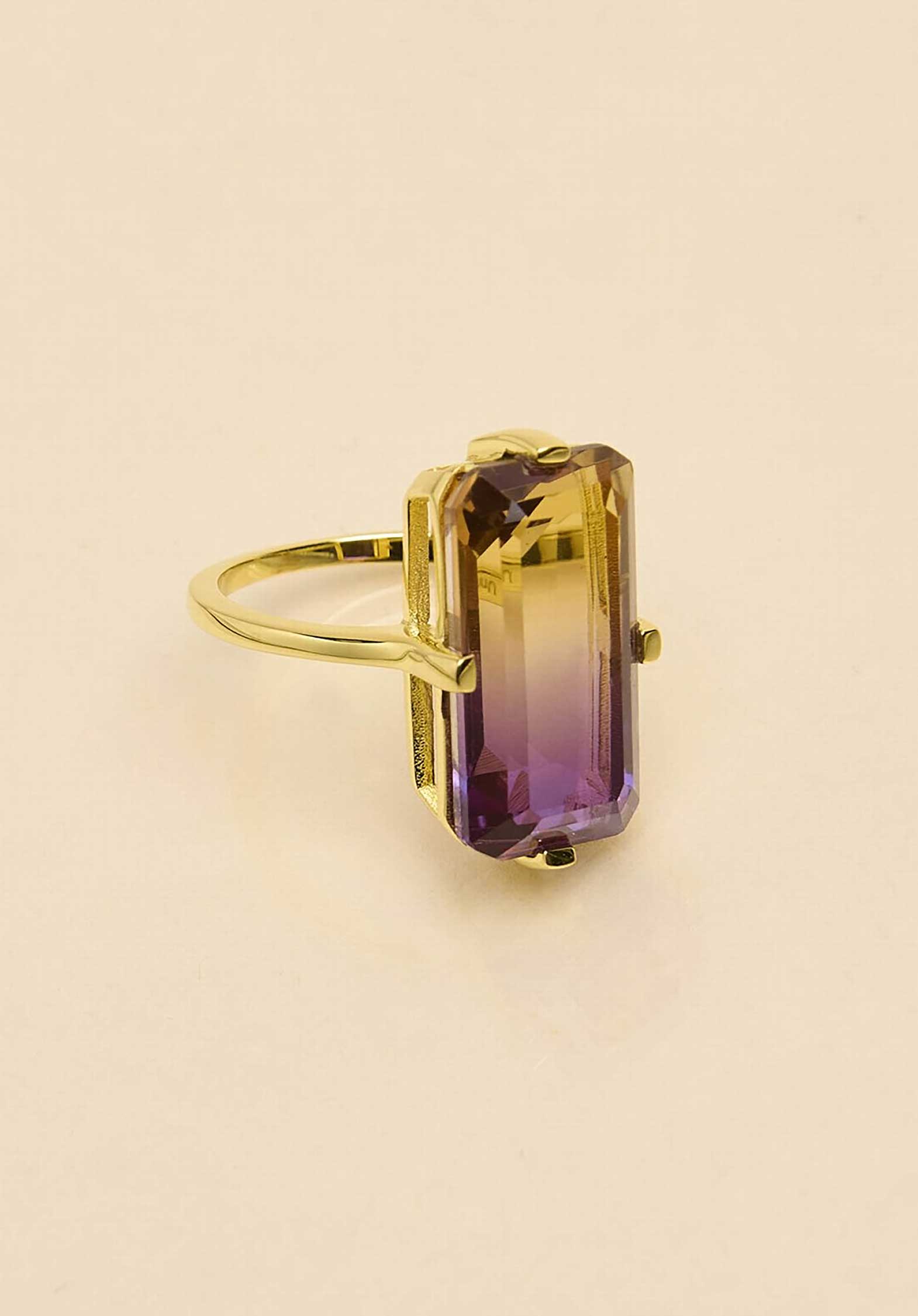 Ring Brop6 Ocre-Et-Violet | Color: OCRE ET VIOLET | Size: 54 Refurbished - Rue Madame is a known brand, and the standardized name is " refurbished available on Cerqular