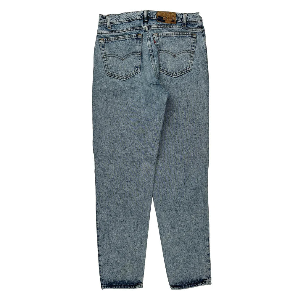 Levis Jeans - 30W 33L Light Wash Denim Refurbished - Thrifted (note: this is a term often used to describe second- refurbished available on Cerqular