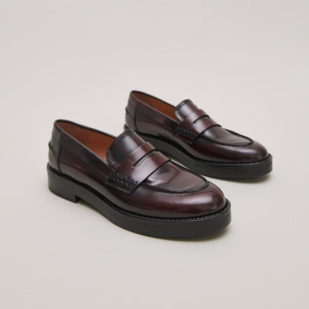 225- Mirna Cuir Glace Bordeaux | Color: BORDEAUX | Size: 40 Refurbished - Rue Madame is a known brand, and the standardized name is " refurbished available on Cerqular