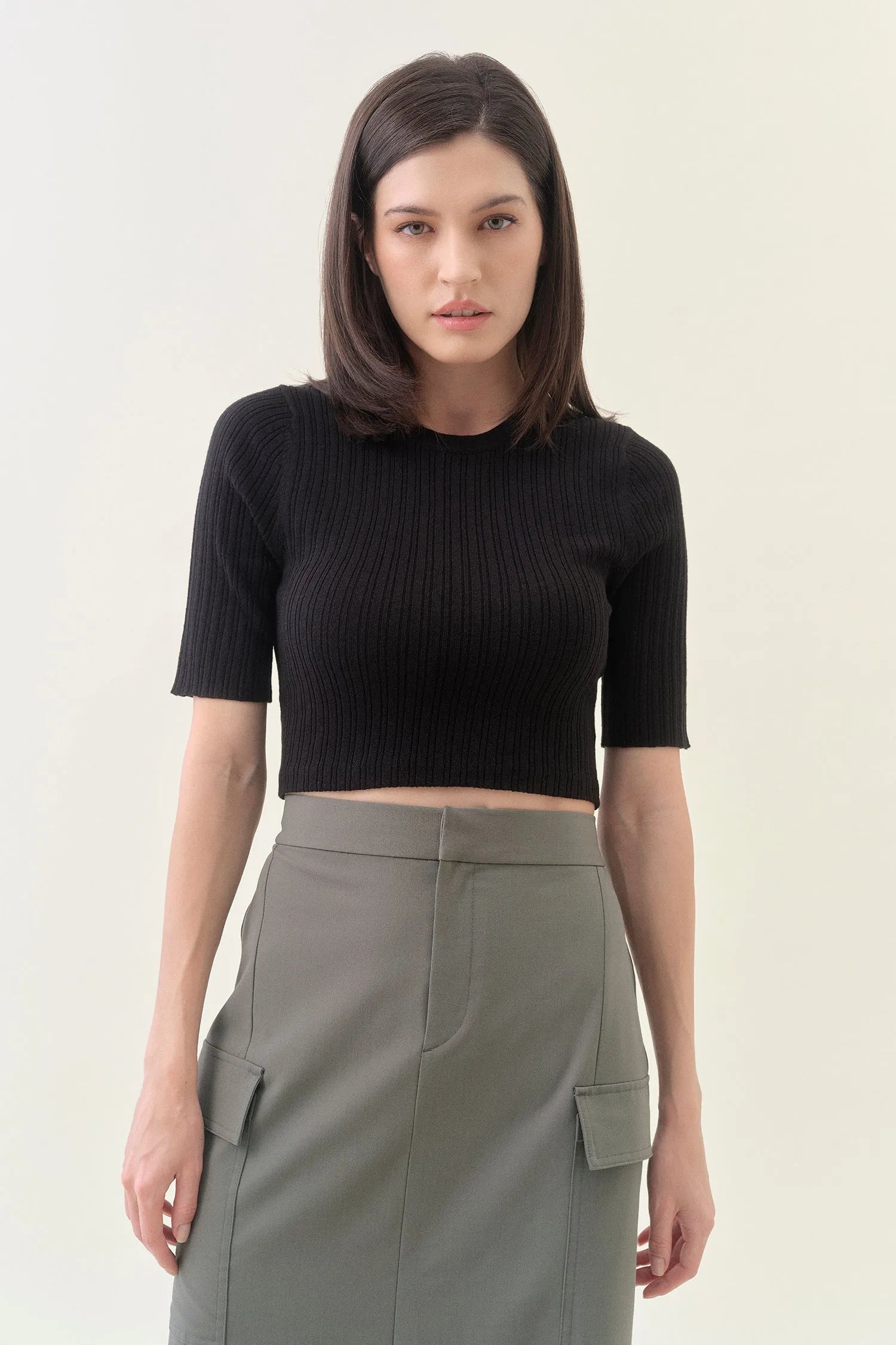 Buy Crop Ribbed Tee - Black | Size: XS | Color: Black Refurbished - $57.20 Crop Ribbed Tee - Black | Size: XS | Color: Black Refurbished - N/A refurbished available on Cerqular
