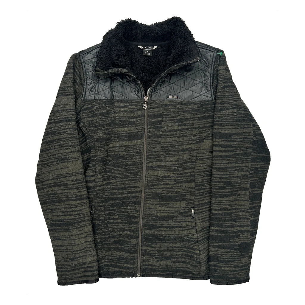 Buy Oakley Fleece Jacket - Medium Grey Polyester Refurbished - $57.61 Oakley Fleece Jacket - Medium Grey Polyester Refurbished - Thrifted (note: this is a term often used to describe second- refurbished available on Cerqular