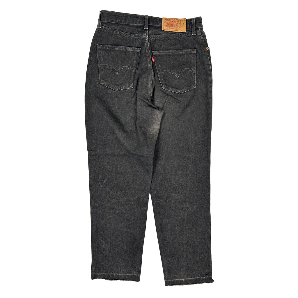 Buy Levis Jeans - 30W UK 12 Black Denim Refurbished - $40.19 Levis Jeans - 30W UK 12 Black Denim Refurbished - Thrifted (note: this is a term often used to describe second- refurbished available on Cerqular