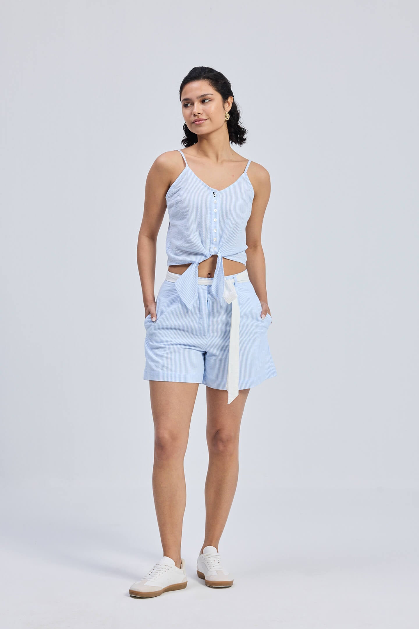 Buy Regular Fit Shorts in Stripes | Color: Linear Rhythm | Size: XL Refurbished - $87.00 Regular Fit Shorts in Stripes | Color: Linear Rhythm | Size: XL Refurbished - Resistor (Note: This is a generic term for an electronic component, refurbished available on Cerqular