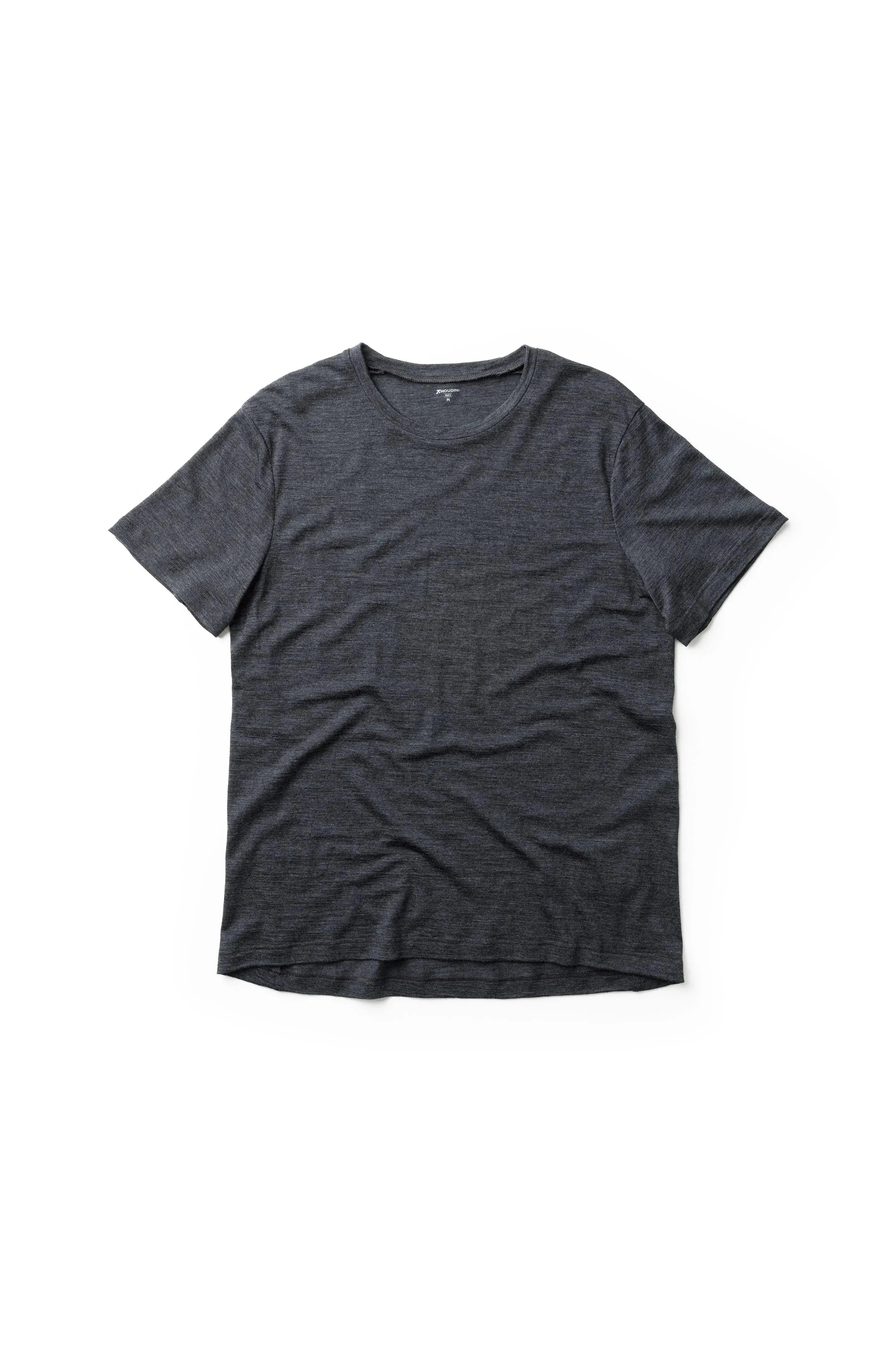 Buy M's Activist Tee | Color: true black | Size: S Refurbished - $85.00 M's Activist Tee | Color: true black | Size: S Refurbished - Houdini Sportswear refurbished available on Cerqular
