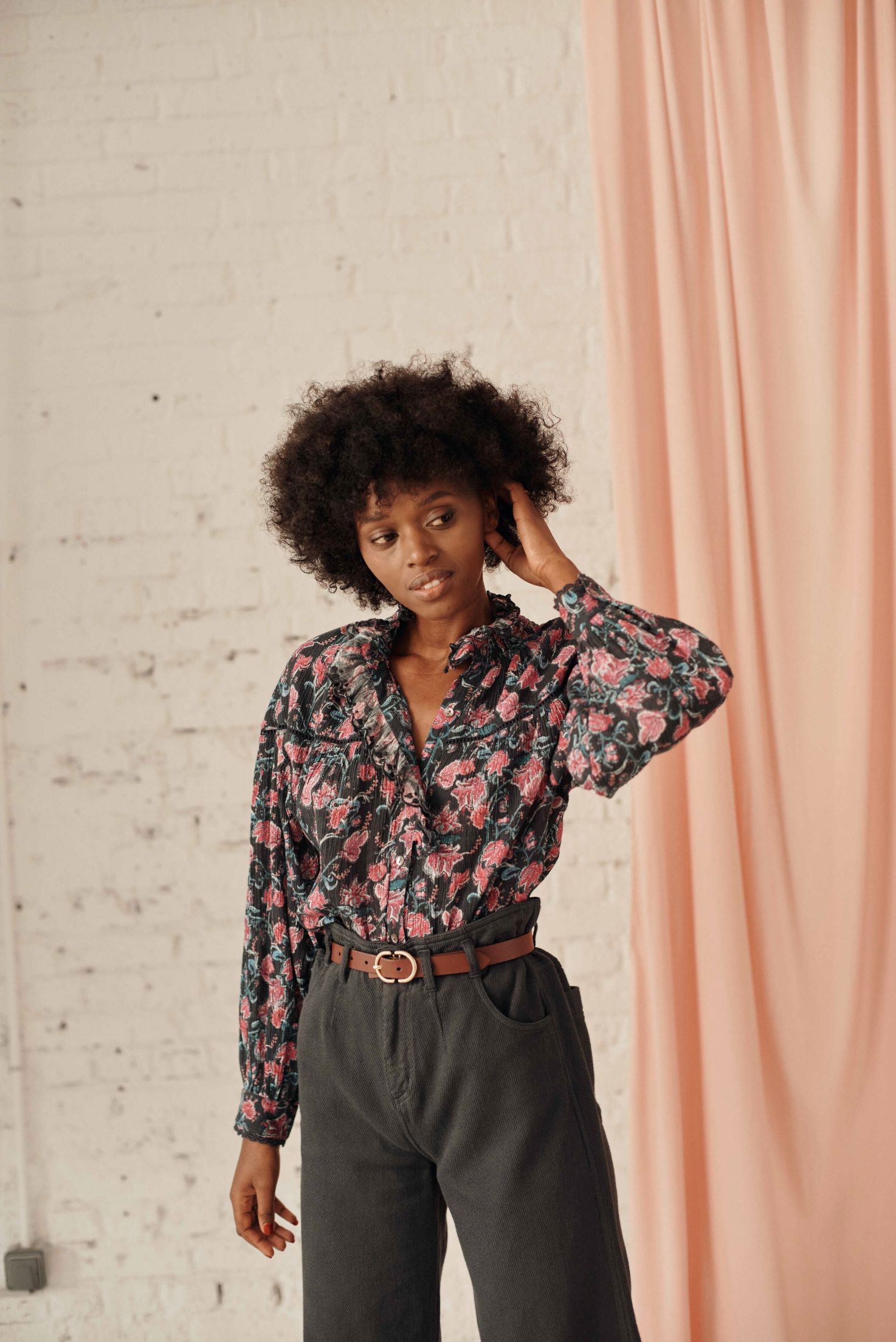 Organic cotton women blouse - Charcoal Wildflowers | Size: 34 (XS) Refurbished - N/A (Note: This brand may not be well-known globally refurbished available on Cerqular