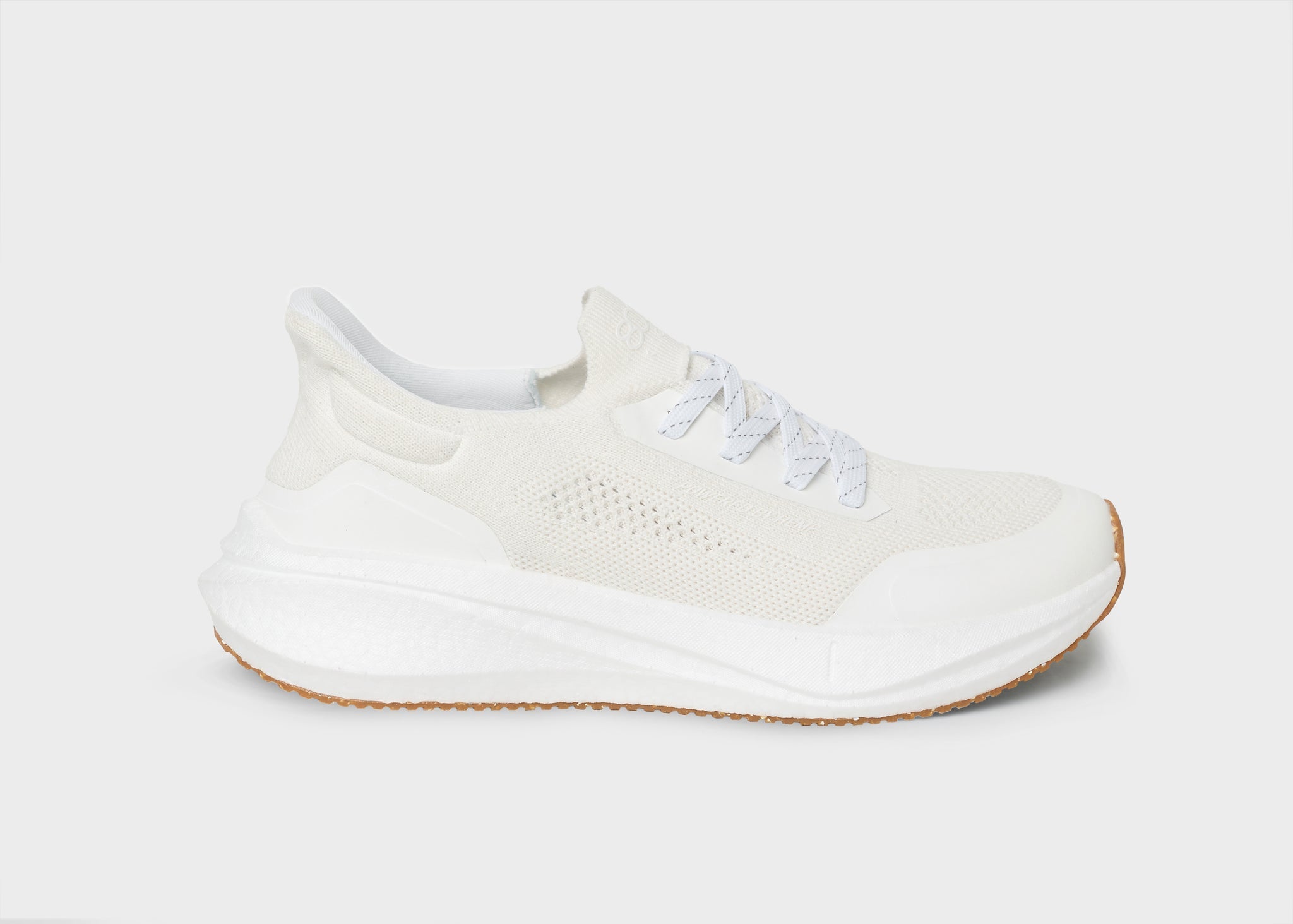 Runners for Men in Pearl White | Size: US M12.5 | EU 45.5 Refurbished - 8000Kicks refurbished available on Cerqular