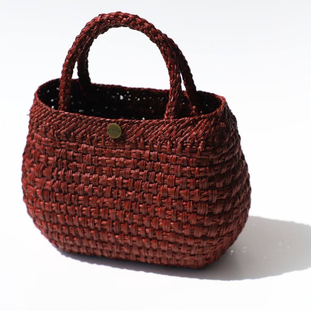 Sofia Red Basket - Straw Bag - Iraca Handmade Bag -  Top Handle Purse Refurbished - Apalma Handmade refurbished available on Cerqular