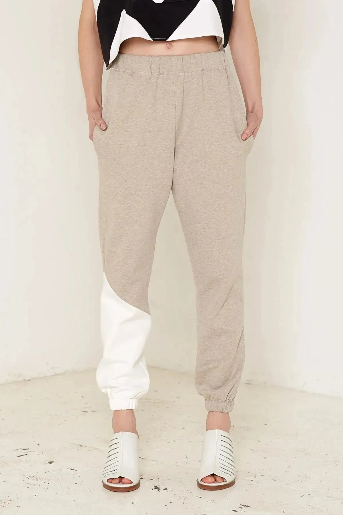 Buy Jupiter Trousers (Beige) | size: XL Refurbished - $150.00 Jupiter Trousers (Beige) | size: XL Refurbished - N/A refurbished available on Cerqular