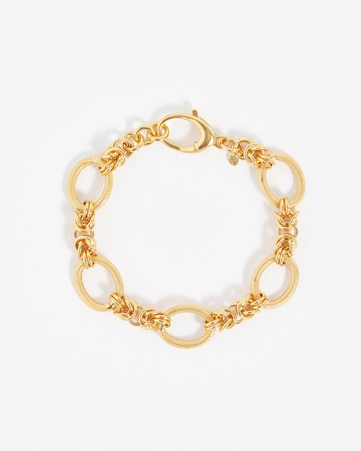Buy Bracelet Chiara Bracelet Gold | Color: GOLD | Size: U Refurbished - $137.94 Bracelet Chiara Bracelet Gold | Color: GOLD | Size: U Refurbished - N/A (I could not find a well-known brand with this name refurbished available on Cerqular