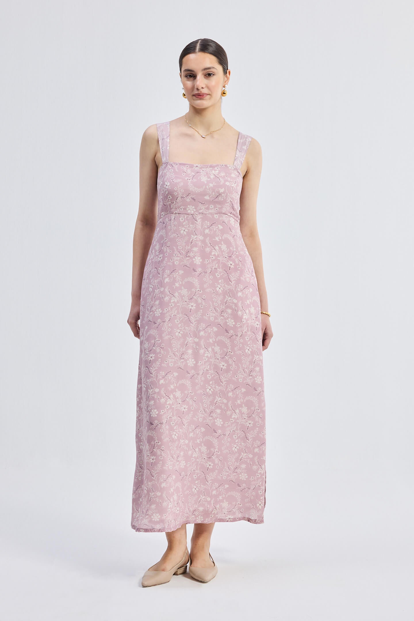 Perfect Floral Maxi with Tapered Straps in Pink | Color: Blossom Blush | Size: XL Refurbished - Resistor (Note: This is a generic term for an electronic component, refurbished available on Cerqular