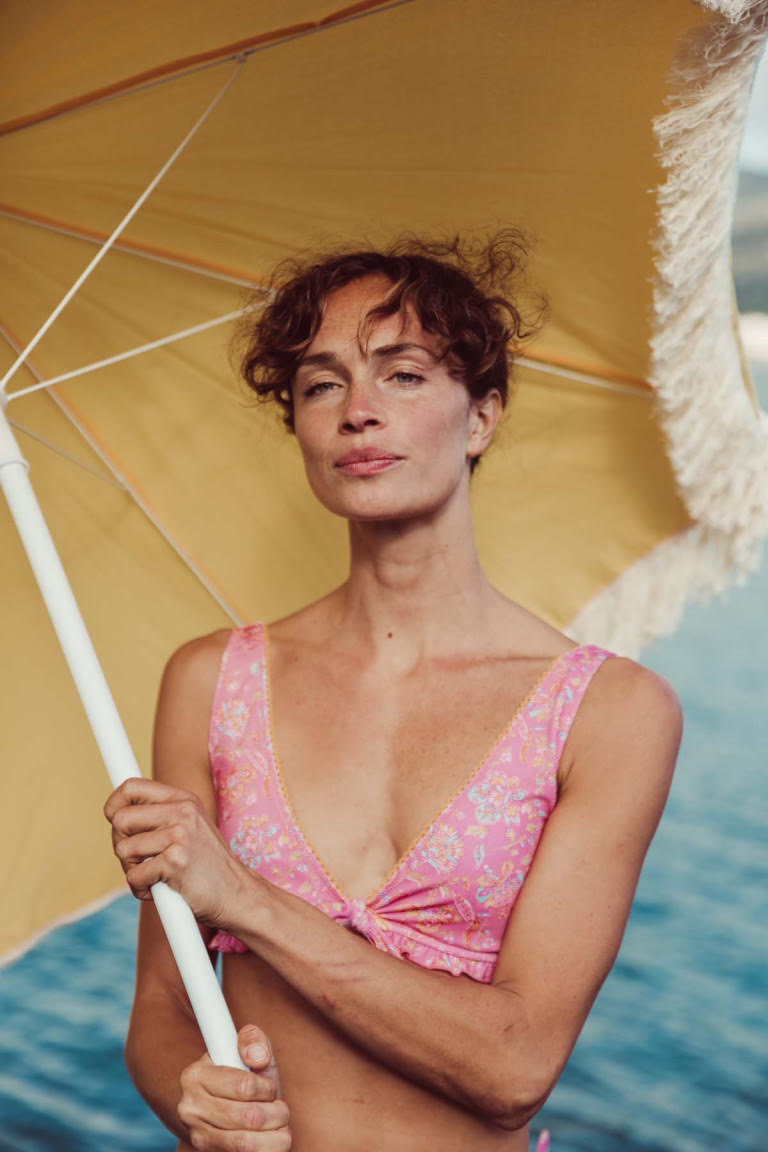 Buy Bikini Top Ohau - Pink Mallow Romance | Size: 34 (XS) Refurbished - $41.60 Bikini Top Ohau - Pink Mallow Romance | Size: 34 (XS) Refurbished - N/A (Note: This brand may not be well-known globally refurbished available on Cerqular