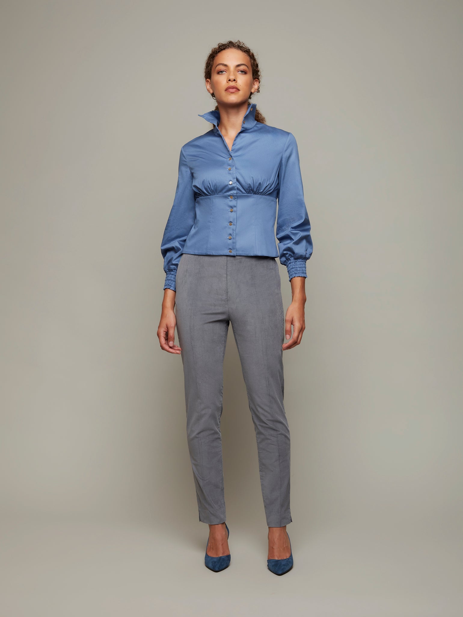 Buy ROOT | Ruched Fitted Shirt | Size: Graphite / XXS Refurbished - $252.05 ROOT | Ruched Fitted Shirt | Size: Graphite / XXS Refurbished - N/A refurbished available on Cerqular