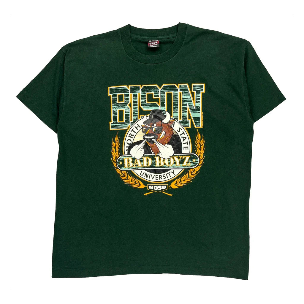 North Dakota State University Fruit Of The Loom Single Stitch T-Shirt - XL Green Cotton Blend Refurbished - Thrifted (note: this is a term often used to describe second- refurbished available on Cerqular