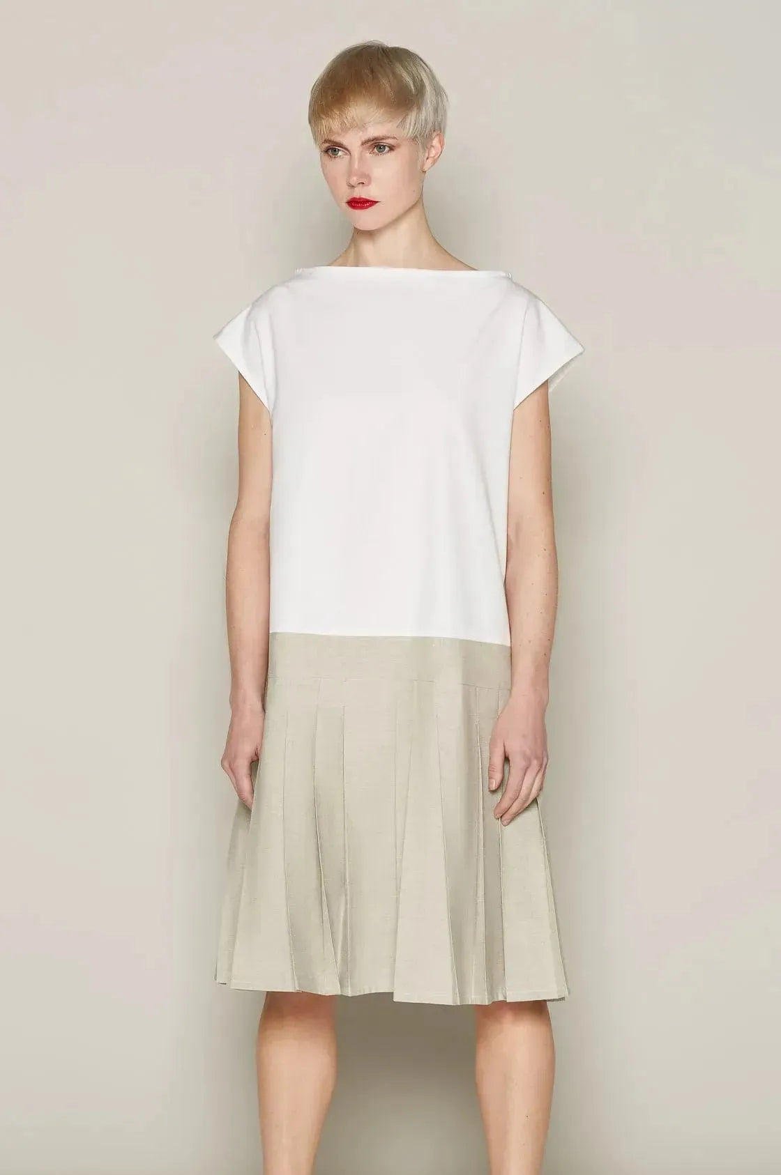 Brigit Dress (White & Beige) | size: M Refurbished - N/A refurbished available on Cerqular